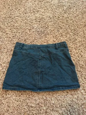 Pretty Little Thing Denim mini skirt thumbnail 5