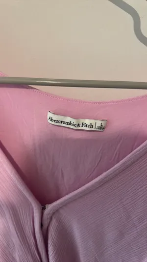 Abercrombie Crop Top thumbnail 2
