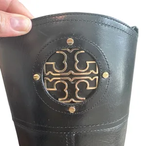 Tory Burch Kiernan Black Leather Riding Boots Gold Logo Knee High 7 thumbnail 10
