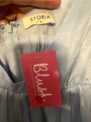 Storia Deep V-Neck Sheen Mini Dress in Sky Blue Size Medium NWT thumbnail 5