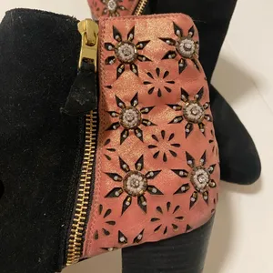 EUC |‎ Miss Albright beaded ankle boots — size 8 thumbnail 5