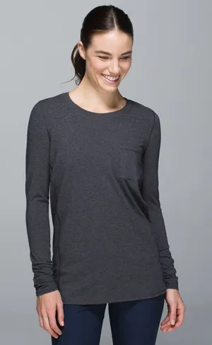 Lululemon Women's‎ Find Your Zen Crew Neck Long Sleeve in Heathered Dark Grey 8 thumbnail 1