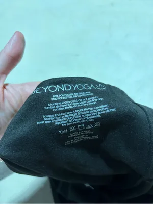 Beyond yoga NWT Women's pocket Infinity scarf thumbnail 2