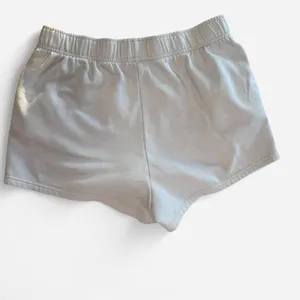 The North Face Cream Fleece Sweat Shorts Size L White Lounge Cozy thumbnail 2