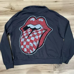The Rolling Stones Grey Cropped Sweatshirt Women’s XS thumbnail 3