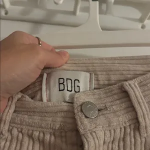 BDG Beige Corduroy Hi Rise Baggy Trousers thumbnail 2