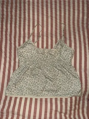 Brandy Melville babydoll top thumbnail 3