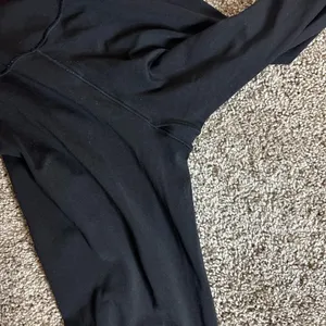 Aerie Offline Real Me high-waisted crossover flare leggings Black size XS thumbnail 5