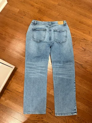 Woman’s Cotton On High Waisted Jeans thumbnail 4