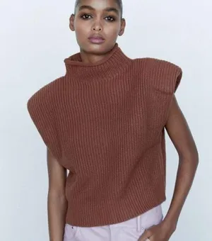 ZARA Shoulder Padded Top Size S thumbnail 2