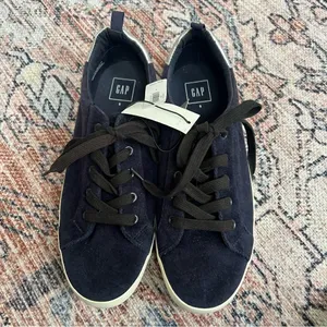 NWT Gap Navy Faux Suede Sneakers Size 9 Women’s Casual Shoes thumbnail 5