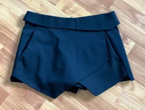 Zara‎ Black Asynnetric Wrap Skort Shorts thumbnail 1