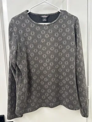 Woolrich grey long sleeve top with snowflake pattern thumbnail 1