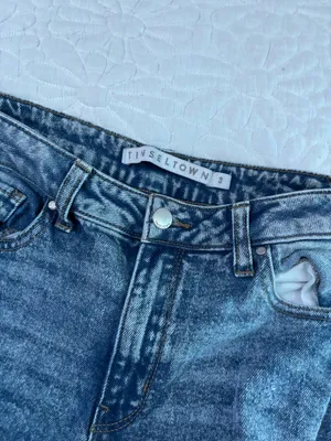 Loose fit ripped jeans thumbnail 4