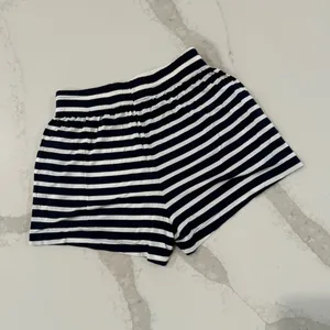 Reformation Striped Pull On Pajama Lounge Shorts Pockets Women’s XS Navy/White thumbnail 5