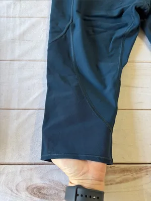 Athleta Blue Stretch Workout begins thumbnail 11