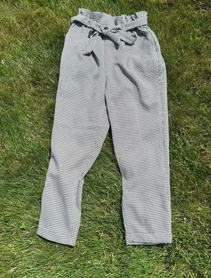 Sienna Sky Black Gingham Paperbag Capri Trousers thumbnail 1