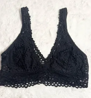 True Black Floral Lace Bralette Wireless Comfort Bra Size Medium thumbnail 1