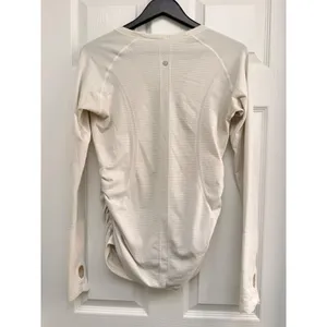 Lululemon Swiftly Tech Ruched Long Sleeve Shirt Cream White Size 10 thumbnail 2