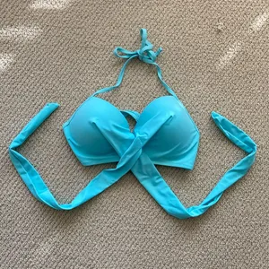 Cupshe Halter Wrap Style Underwire Bikini Top Aqua Women’s Size Medium VEUC thumbnail 1