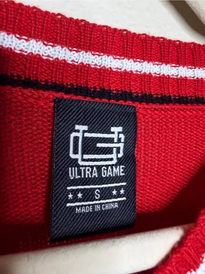 Ultra Game Women Chicago Bulls V-Neck Sweater S Red NBA Basketball Knit Pullover thumbnail 8