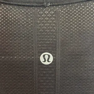 Lululemon Black & Gray Ombre Swiftly Tech Long Sleeve Shirt Size 4 thumbnail 8