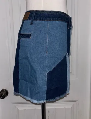 American Eagle Hi-Rise Festival Mini Skirt thumbnail 2