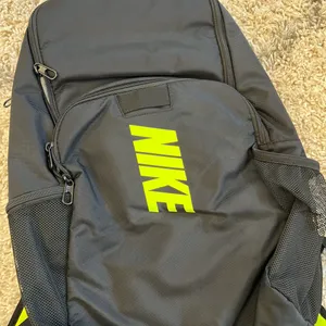NWT NIKE Brasilia Varsity Training Backpack thumbnail 4