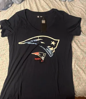 Patriots NFL T-Shirt Women’s thumbnail 1