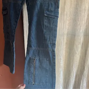 Edikted Jaimie Cargo Jeans Baggy Fit Pockets Low Waist Blue Denim Y2K NEW Size L thumbnail 5
