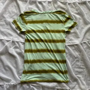 Victoria’s Secret Ombre Stripe V-Neck Tee thumbnail 4