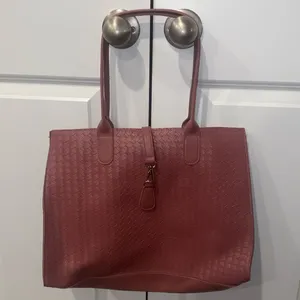 Large Shoulder Bag Size 16” X 16”, Excel. cond.. Pink thumbnail 1