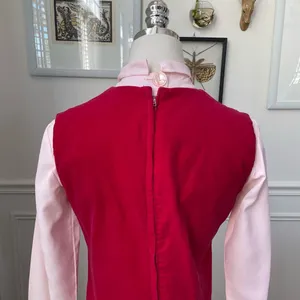 Vintage 60s Red Velveteen Shift Dress Pink Cropped Blouse XS thumbnail 4