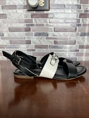 Tommy Hilfiger women's black and white flat sandals thumbnail 11