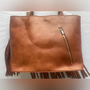 Catchfly Studio Trenditions‎ Western Style Asymmetrical Tooled Yoke Tote Bag thumbnail 14
