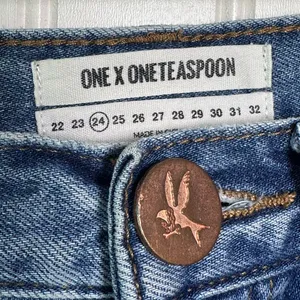 One X ONE TEASPOON 2020 Mini Distressed High Waisted Denim Skirt sz 24 Preppy‎ thumbnail 4
