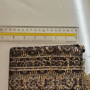 La Je expandable clutch purse thumbnail 12