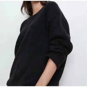 ✨Black Zara Oversized Chunky Knit Crew Neck Long Sleeve Sweater✨ thumbnail 5