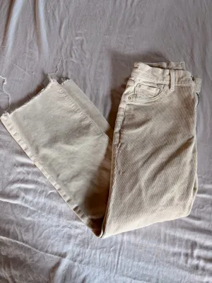 DL1961 creme corduroy Bridgette Boot cut size 27 thumbnail 3