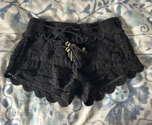 Surf gypsy boho sea shell tie embellished black knit shorts thumbnail 1