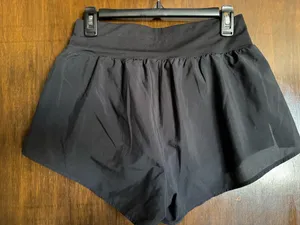 Fabletics Shorts thumbnail 2