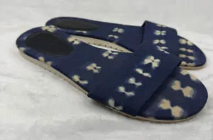 J Crew Women's Blue Tan Ikat Print Slide Sandals Slip‎ On Size 9 thumbnail 1