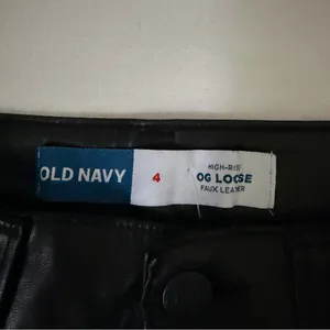 Old navy faux leather OG Loose pant size 4 thumbnail 3