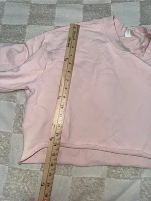 Lululemon All Yours Cropped Crew (was cut shorter) size 4‎ thumbnail 4