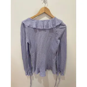 Anthropologie‎ Lavender Purple Ruffle V-Neck Cotton Slub Peplum Blouse Top thumbnail 4