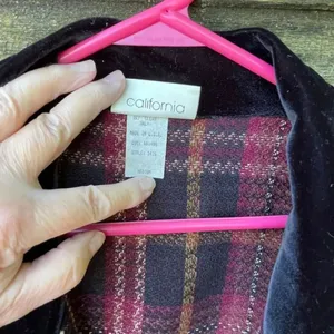 Vintage ZOE size M velvet plaid jacket.Art to wear. thumbnail 4