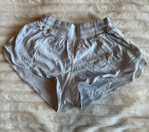 Lululemon Hotty Hot Shorts 2.5" White Low-Rise thumbnail 1