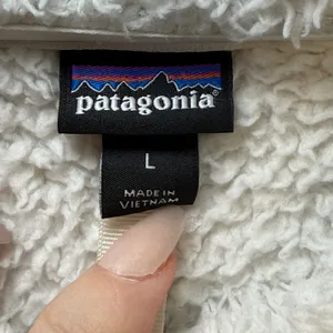 Patagonia Women's Fuzzy Fleece Pullover Sweatshirt White Gray‎ Size L thumbnail 2
