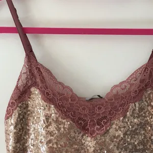 Intimissimi Sequin & lace camisole top. S thumbnail 4