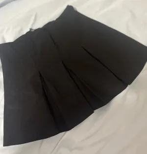Pleated skirt Target  thumbnail 2